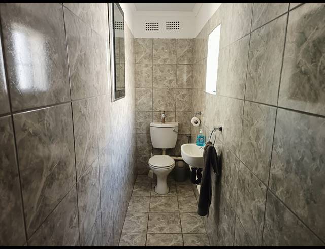 350M² BUILDING FOR SALE IN BO-DORP